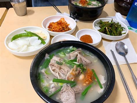 부산 돼지국밥, 그리고 바다의 바람이 불어오는 맛의 여행